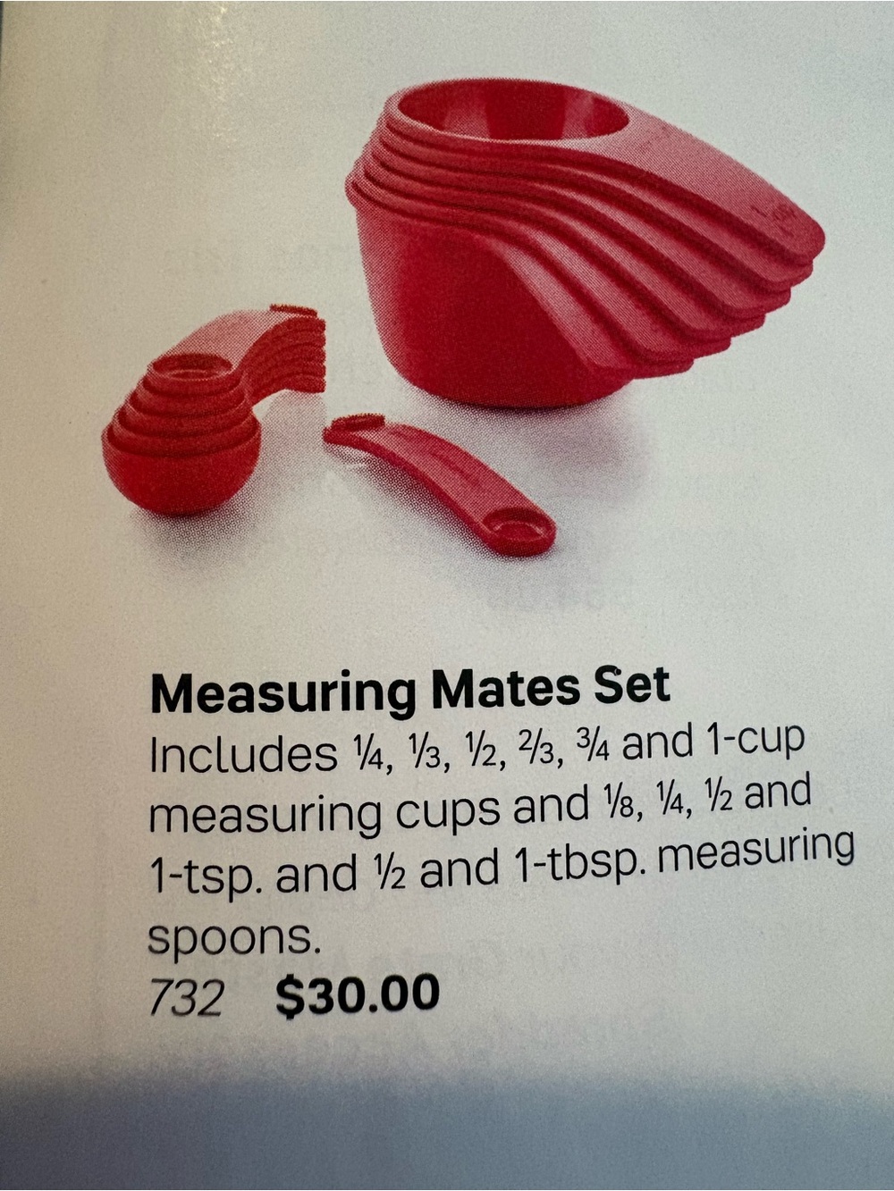 NWOT Tupperware Measuring Cup & Spoon Set in Red
